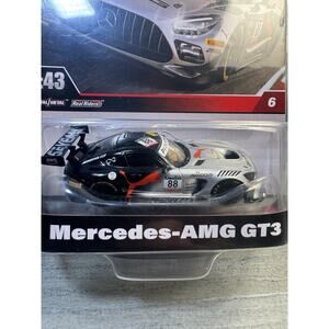 Hot Wheels Premium Mercedes Amy Gt3